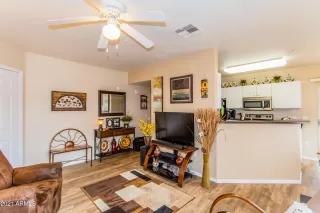 Photo #4: 6183976 Listing