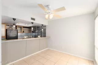 Photo #6: 6184032 Listing 