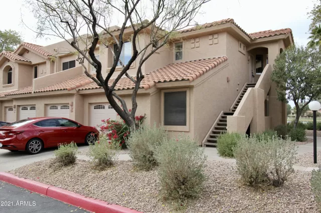 MLS: 6184062 Condo For Sale