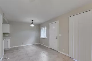 Photo #5: 6184088 Listing 