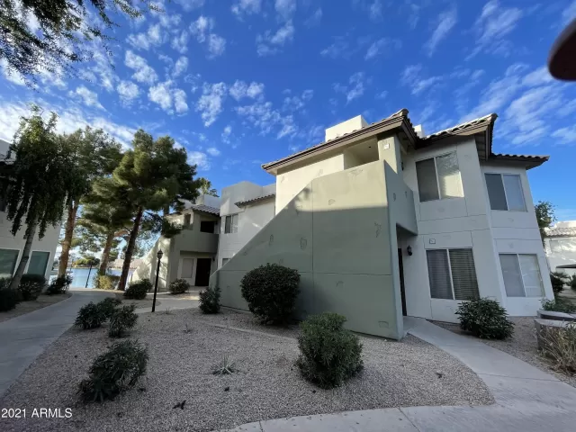 MLS: 6184285 Condo For Sale