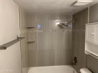 Photo #4: 6184535 Listing