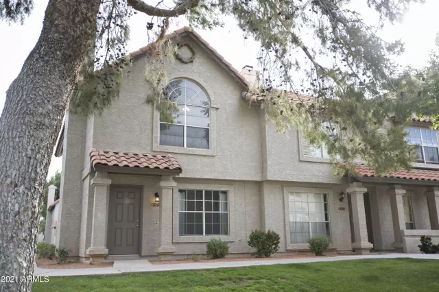 MLS: 6184577 Condo For Sale