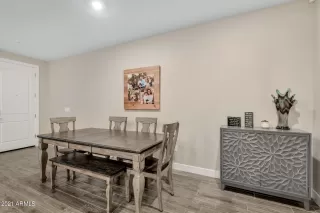 Photo #6: 6184646 Listing