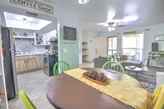 Photo #4: 6184651 Listing 