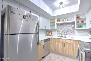 Photo #6: 6184651 Listing 