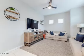 Photo #5: 6184657 Listing