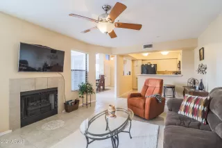 Photo #4: 6184723 Listing