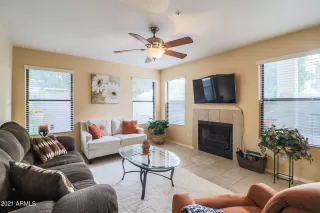 Photo #5: 6184723 Listing