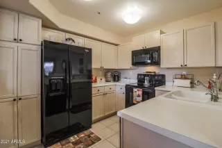 Photo #6: 6184723 Listing