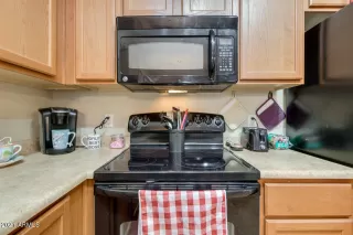 Photo #6: 6184738 Listing 