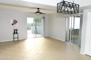 Photo #3: 6184762 Listing