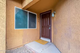 Photo #4: 6184812 Listing