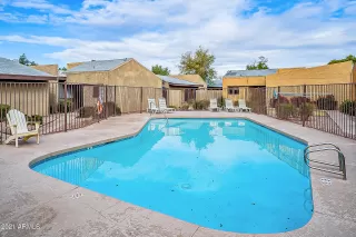 Photo #5: 6184812 Listing