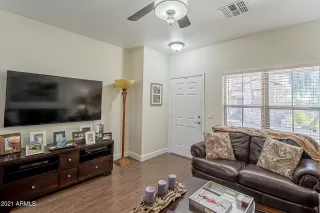 Photo #6: 6184820 Listing