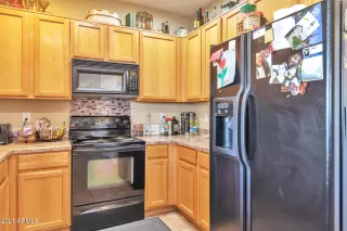 Photo #4: 6184848 Listing