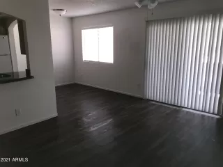 Photo #5: 6184866 Listing