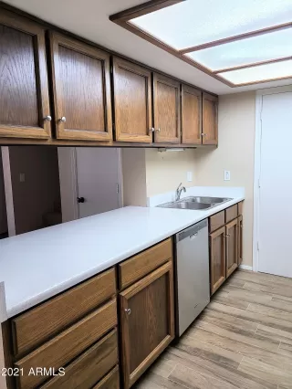 Photo #2: 6184959 Listing