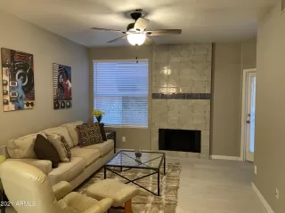 Photo #3: 6184983 Listing