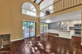 Photo #5: 6184994 Listing