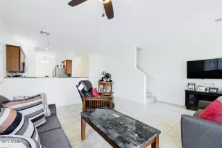 Photo #2: 6185274 Listing 