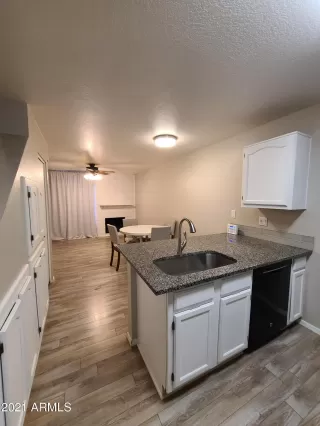 Photo #5: 6185398 Listing 