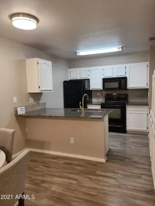 Photo #6: 6185398 Listing 