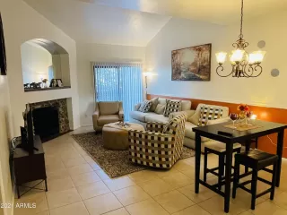 Photo #4: 6185401 Listing