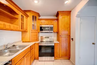 Photo #6: 6185425 Listing 