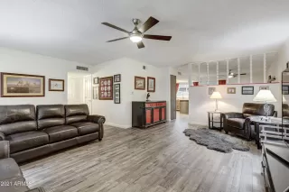 Photo #3: 6185438 Listing