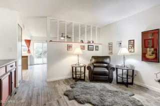 Photo #4: 6185438 Listing