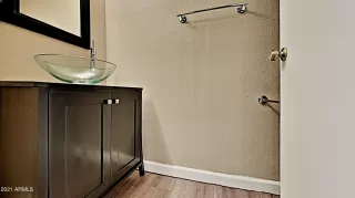 Photo #4: 6185452 Listing