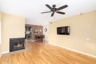 Photo #2: 6185465 Listing