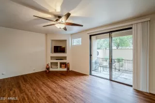 Photo #5: 6185677 Listing