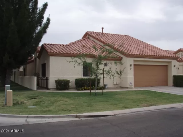 MLS: 6185723 Condo For Sale