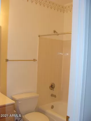 Photo #2: 6185723 Listing