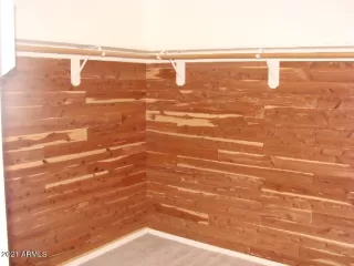 Photo #5: 6185723 Listing