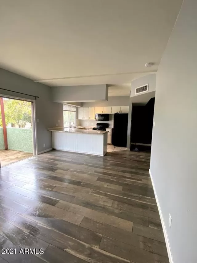 MLS: 6185790 Condo For Sale