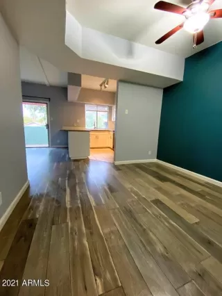 Photo #4: 6185790 Listing