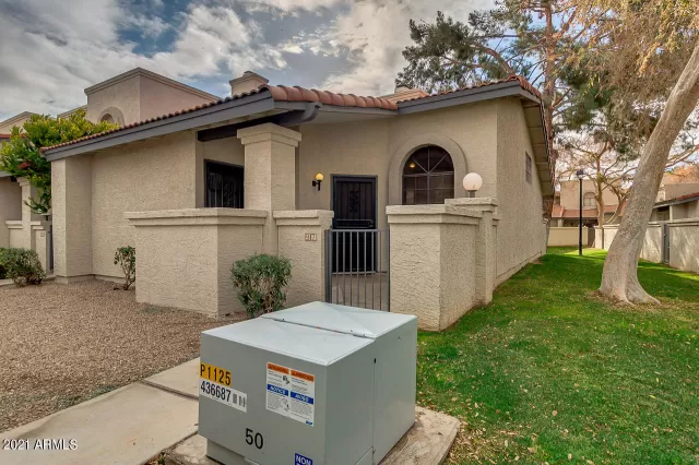 MLS: 6185802 Condo For Sale