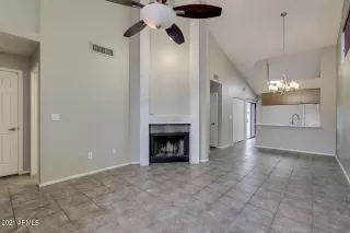 Photo #4: 6185802 Listing