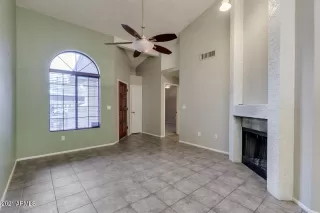 Photo #5: 6185802 Listing