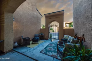 Photo #2: 6185889 Listing