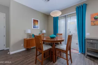 Photo #4: 6185889 Listing