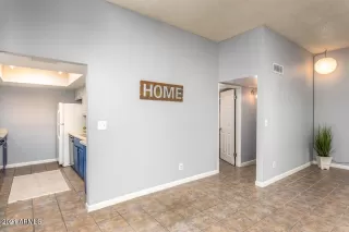 Photo #1: 6185946 Listing 