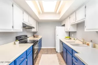 Photo #2: 6185946 Listing 