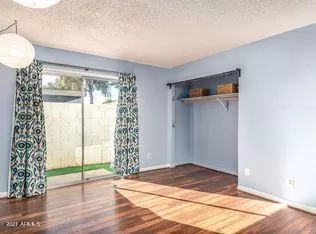 Photo #3: 6185946 Listing 