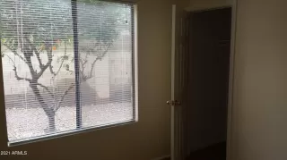 Photo #6: 6185960 Listing