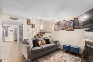 Photo #3: 6186074 Listing