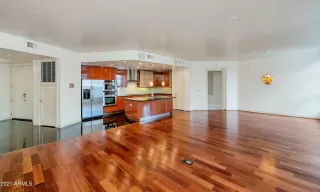 Photo #1: 6186134 Listing 